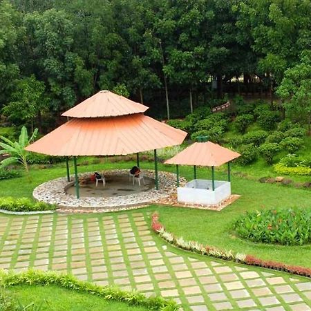 Pragati Resorts Kundakal Esterno foto